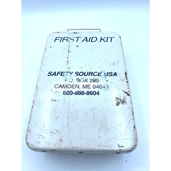 Vintage First Aid Kit Never Been Opened Or Used Metal Box USA - Picture 1 of 4